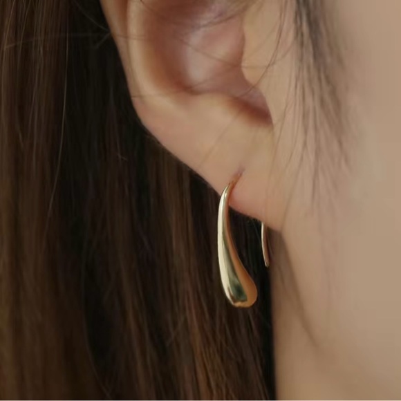 Golden Glossy Hook Earrings Copper 14K Gold Plated Jewelry - Picture 2 of 4